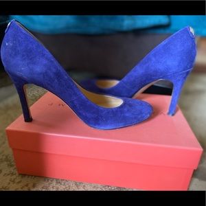 Ivanka Trump suede pumps